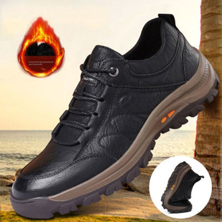 Men's lightweight trekking shoes for sports and outdoor activity